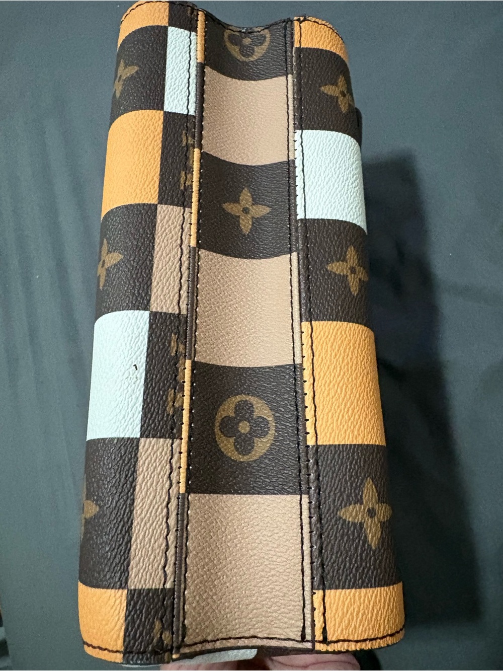 Beautiful Purse with Flower Detail